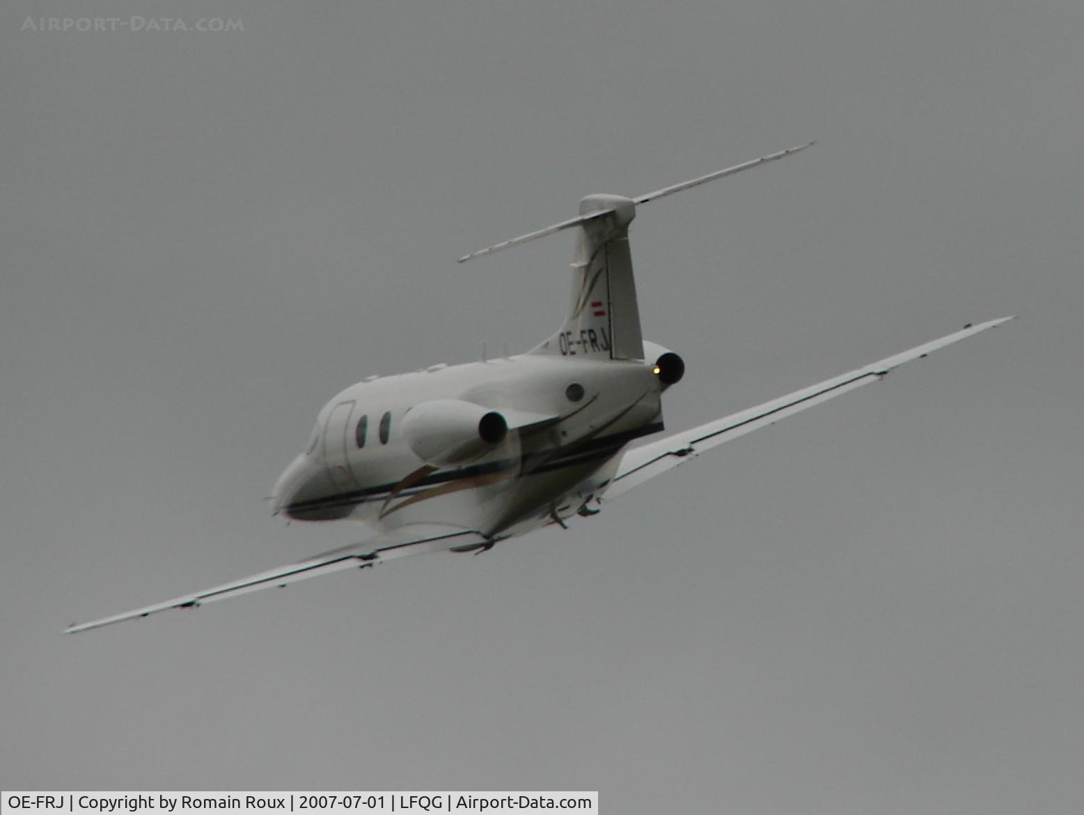 OE-FRJ, 2001 Raytheon 390 Premier 1 C/N RB-12, Take off