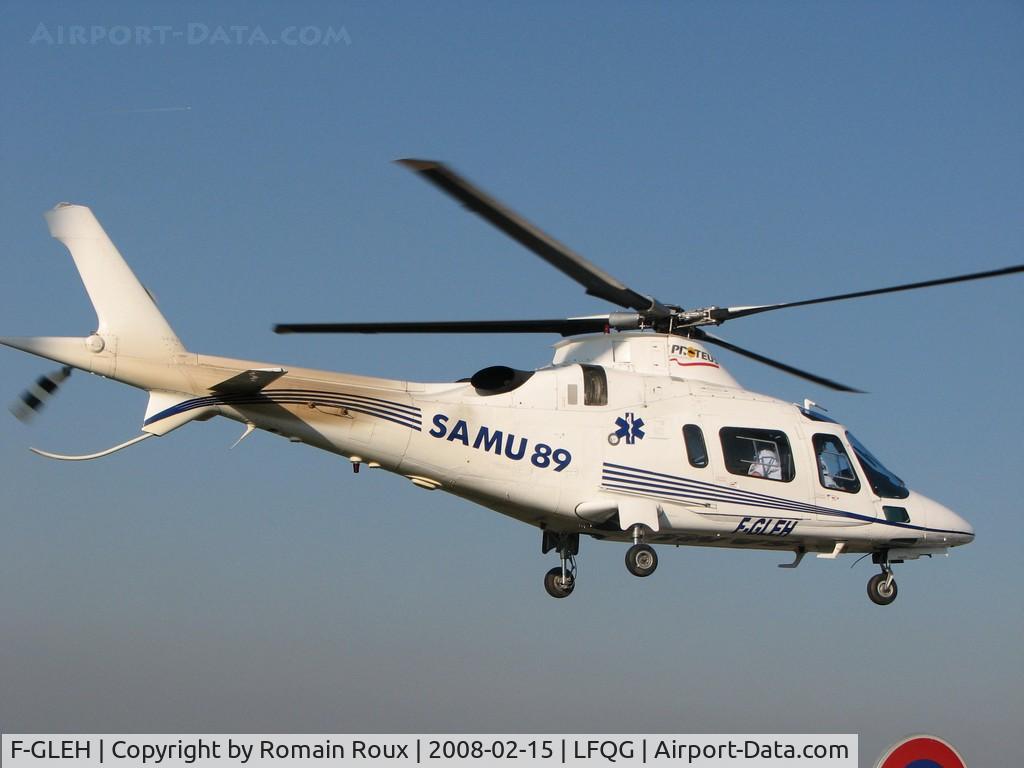F-GLEH, Agusta A-109E Power C/N 11037, Take off