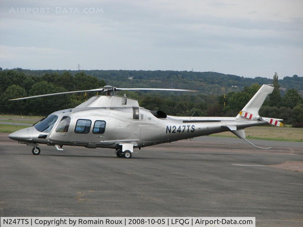 N247TS, 2007 Agusta A-109S C/N 22043, Parked