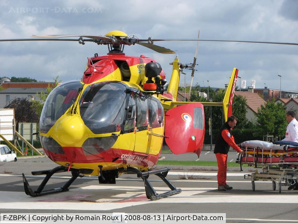 F-ZBPK, Eurocopter-Kawasaki EC-145 (BK-117C-2) C/N 9020, Parked