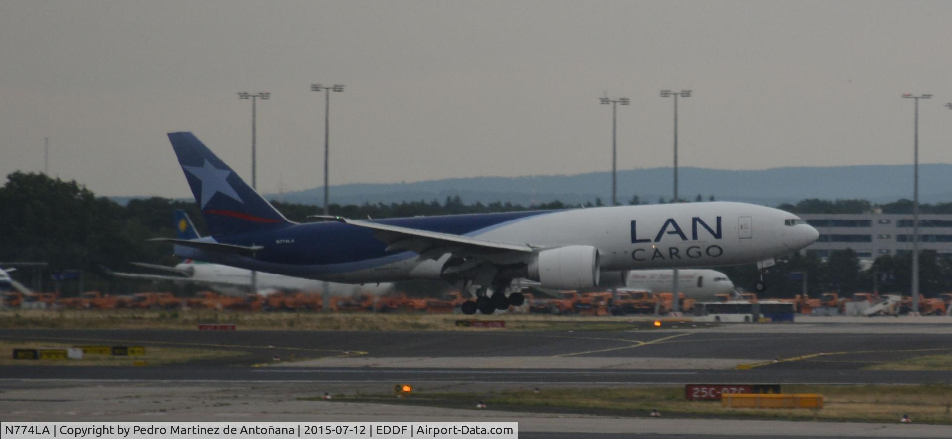 N774LA, 2009 Boeing 777-F6N C/N 37710, Frankfurt - Flughafen - Alemania