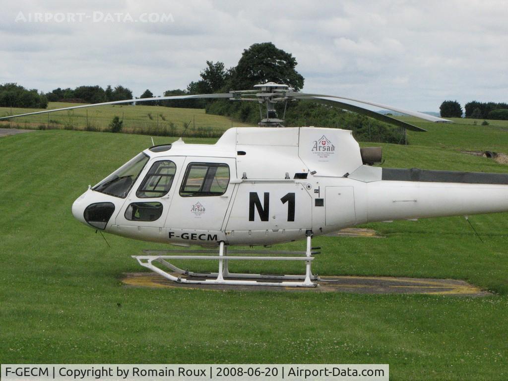 F-GECM, Aérospatiale AS-350BA Ecureuil C/N 1792, Parked