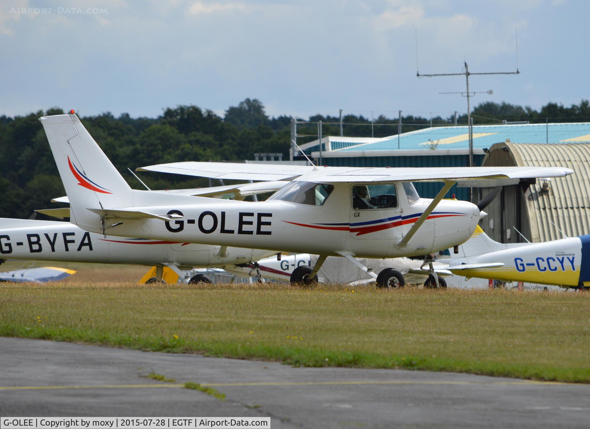G-OLEE, 1980 Reims F152 C/N 1797, Reims Cessna F152 at Fairoaks
