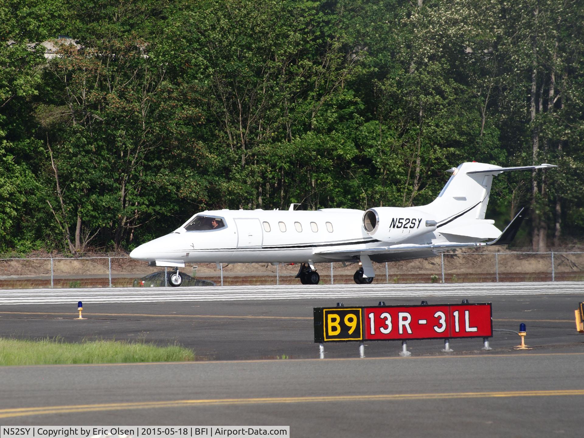 N52SY, 1992 Learjet Inc 31A C/N 060, 1992 Learjet 31A getting ready for take off.
