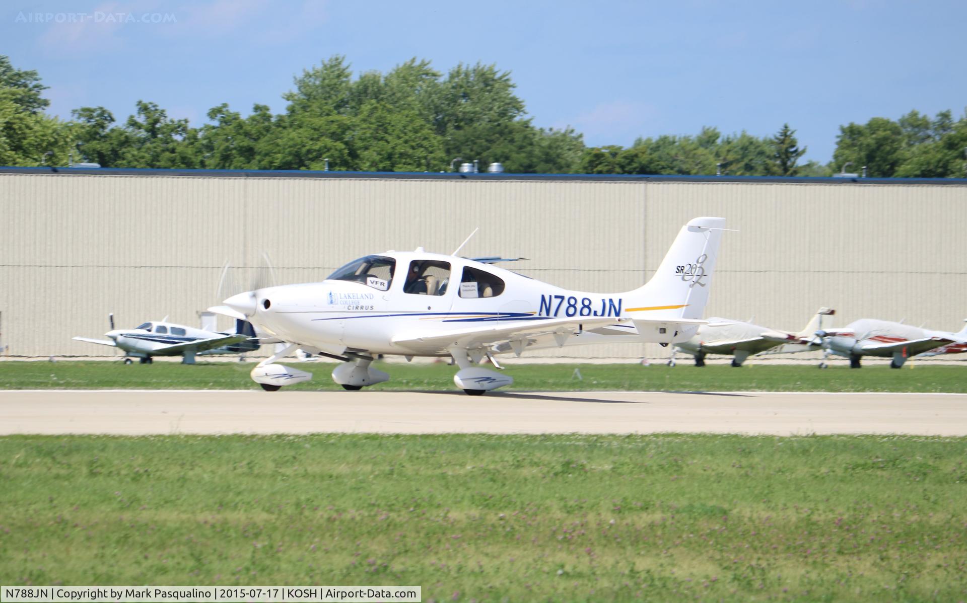 N788JN, 2004 Cirrus SR20 G2 C/N 1427, Cirrus SR20
