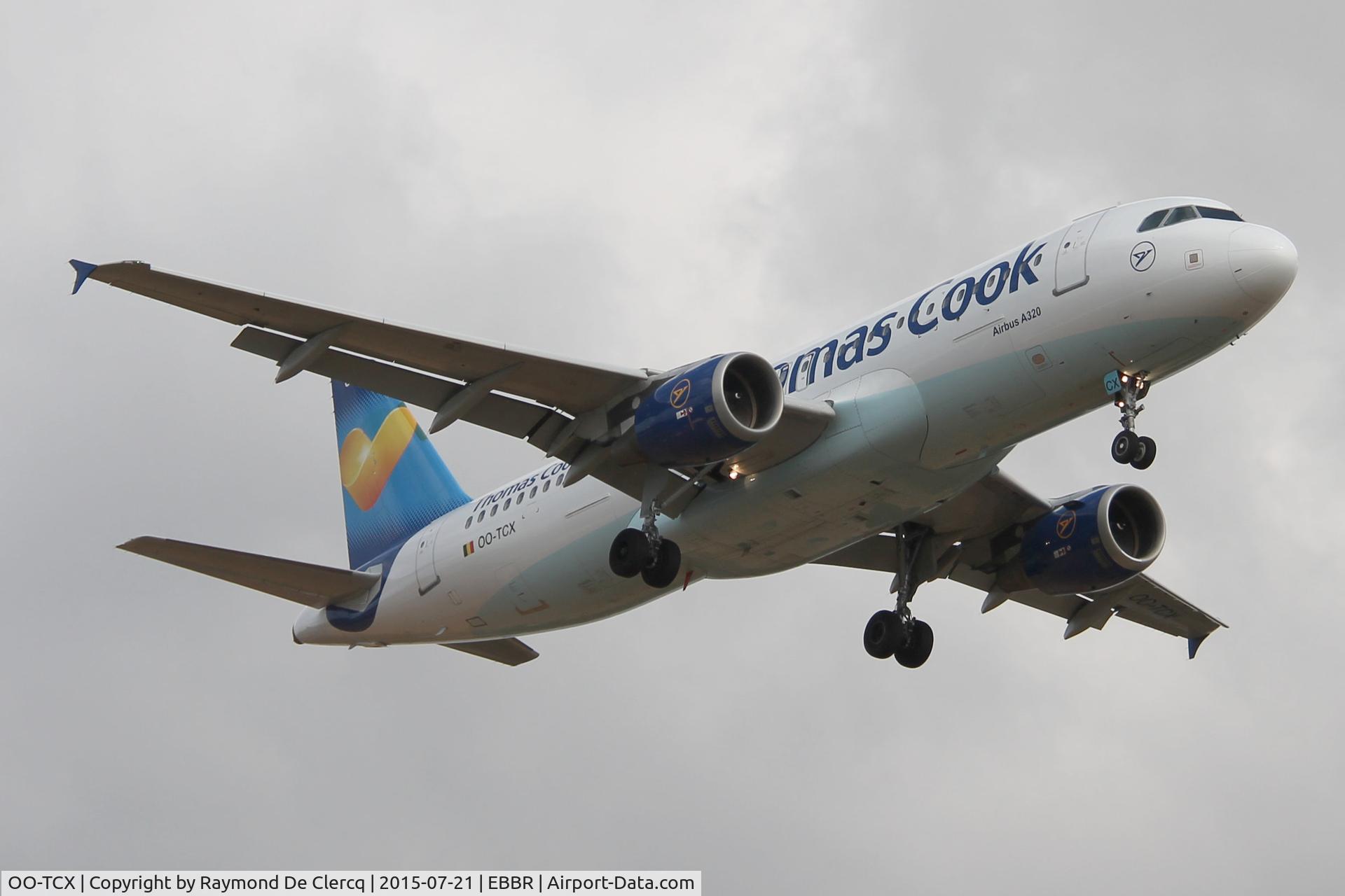 OO-TCX, 2000 Airbus A320-212 C/N 1381, Landing at Brussels airport rwy 25R.