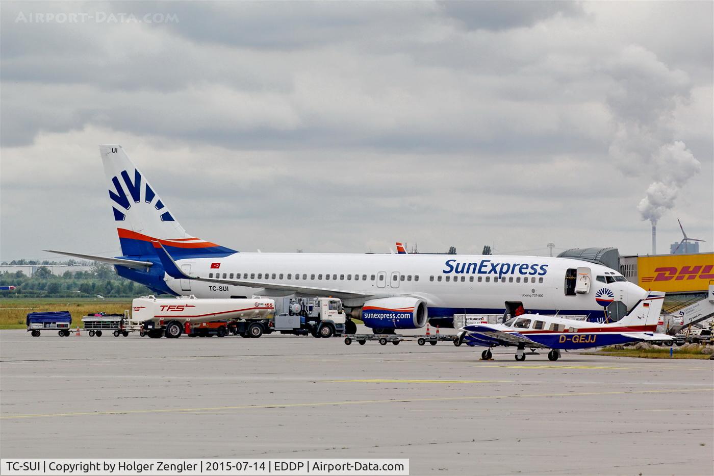TC-SUI, 2003 Boeing 737-8CX C/N 32367, Today we have again this special blue-white-red-day on apron 1.....