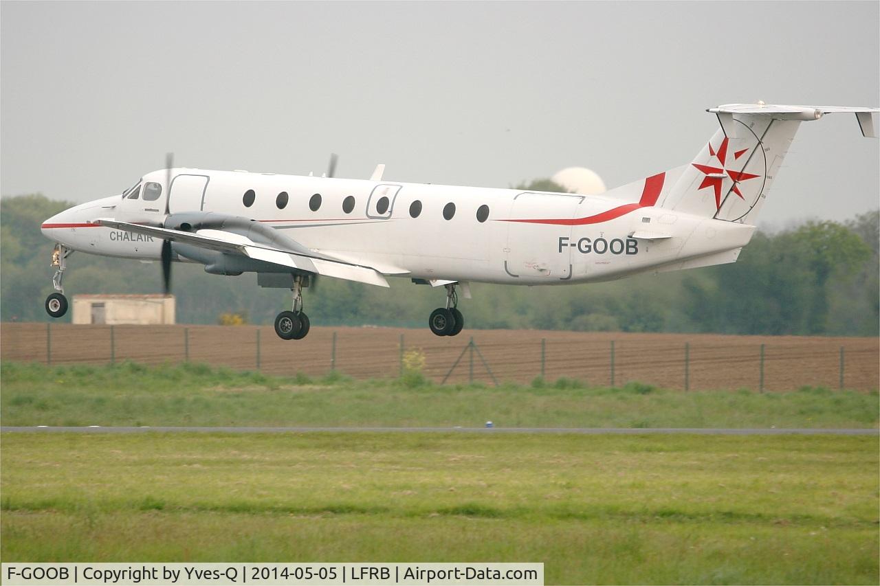 F-GOOB, 1991 Beech 1900C C/N UC-153, Beech 1900C, Landing rwy 25L, Brest-Bretagne Airport (LFRB-BES)