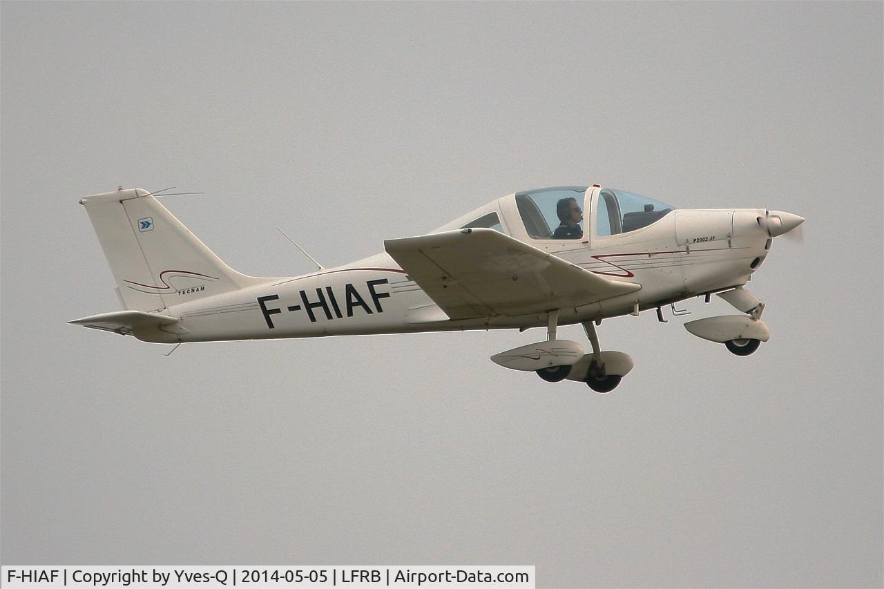 F-HIAF, Tecnam P-2002JF Sierra C/N Not Found F-HIAF, Tecnam P2002 JF, Take-off rwy 07R, Brest-Bretagne Airport (LFRB-BES)