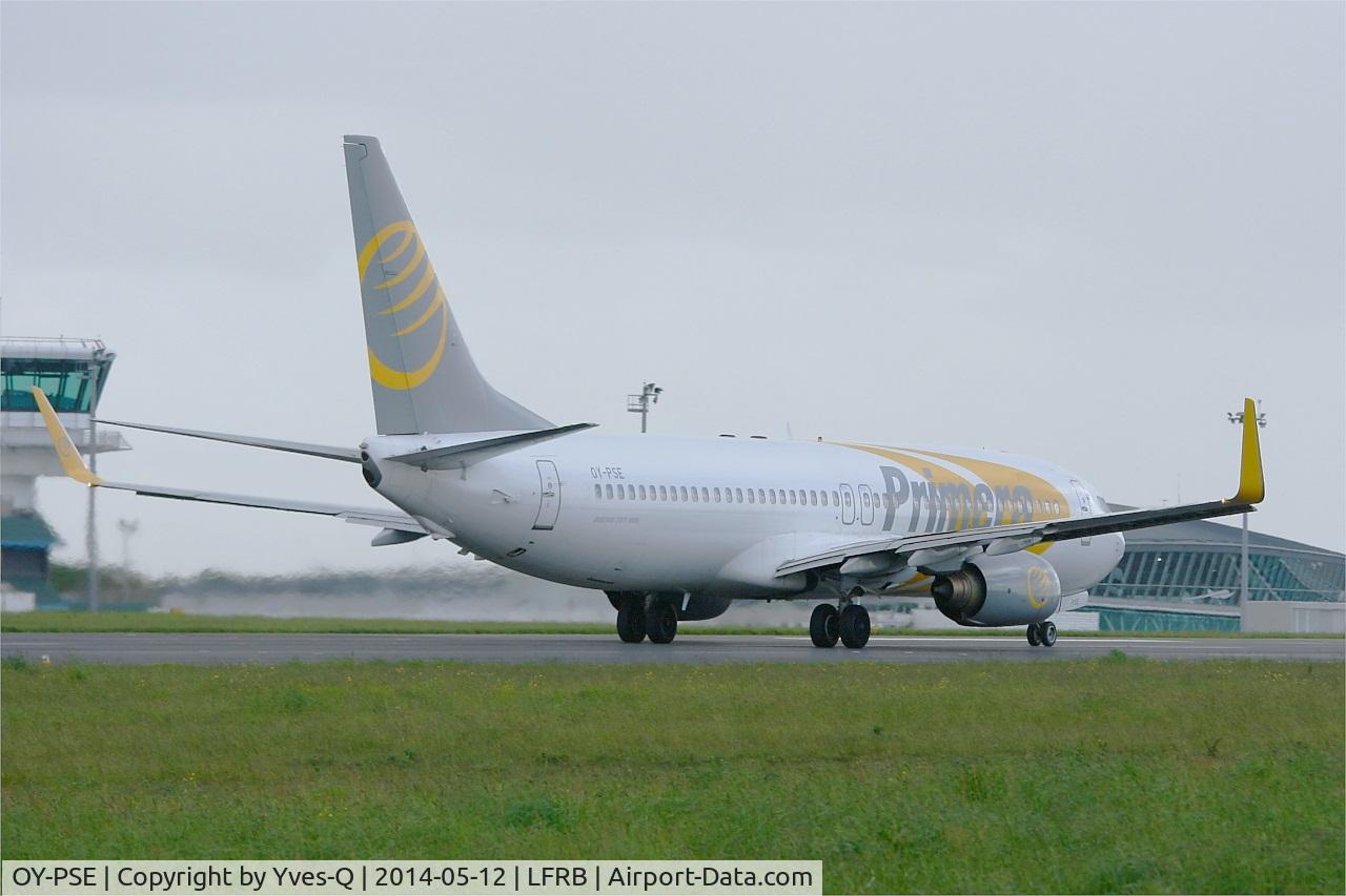 OY-PSE, 2000 Boeing 737-809 C/N 30664, Boeing 737-809, Take off rwy 25L, Brest-Bretagne Airport (LFRB-BES)