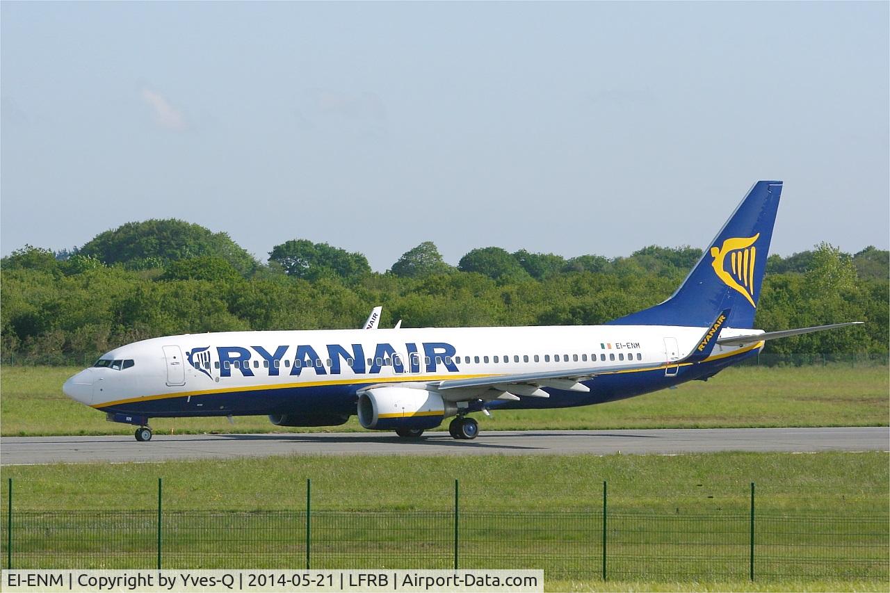 EI-ENM, 2010 Boeing 737-8AS C/N 35038, Boeing 737-8AS, Taxiing to holding point rwy 07R, Brest-Bretagne airport (LFRB-BES)