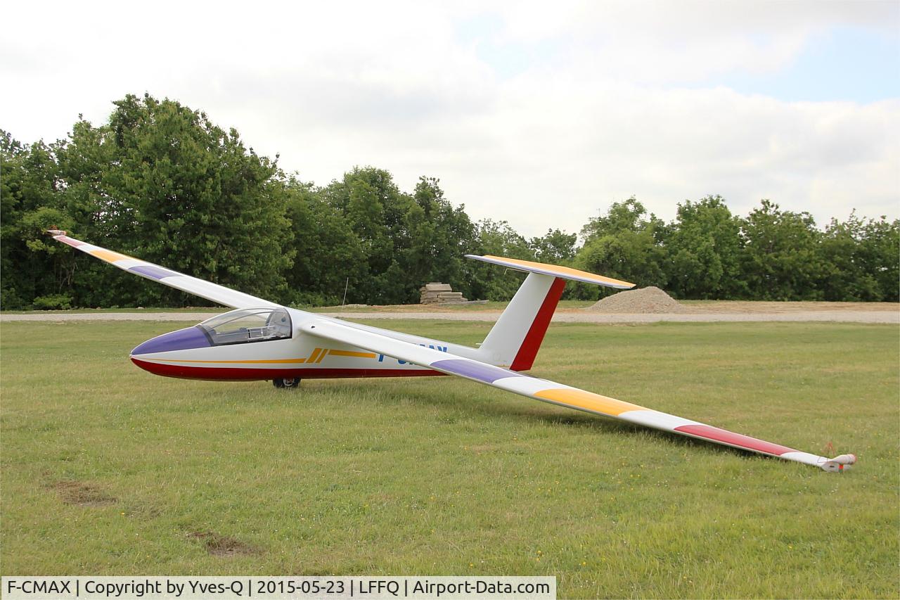 F-CMAX, 1972 Pilatus B4-PC11AF C/N 207, Pilatus B4-PC11 AF, La Ferté-Alais airfield (LFFQ) Airshow 2015