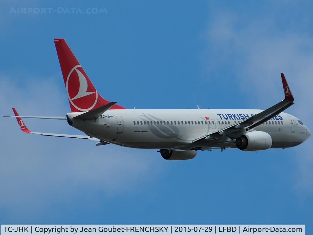TC-JHK, 2011 Boeing 737-8F2 C/N 40975, TK1390 take off runway 05 to IST