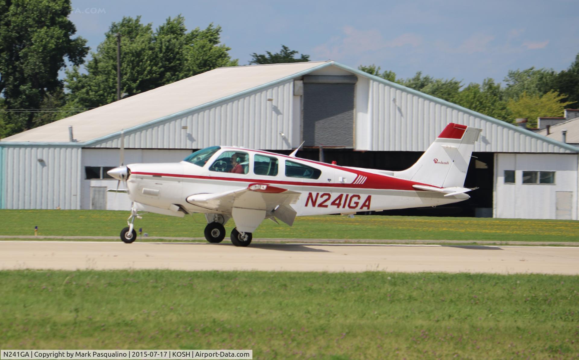 N241GA, Beech F33A Bonanza C/N CE-1447, Beech F33A