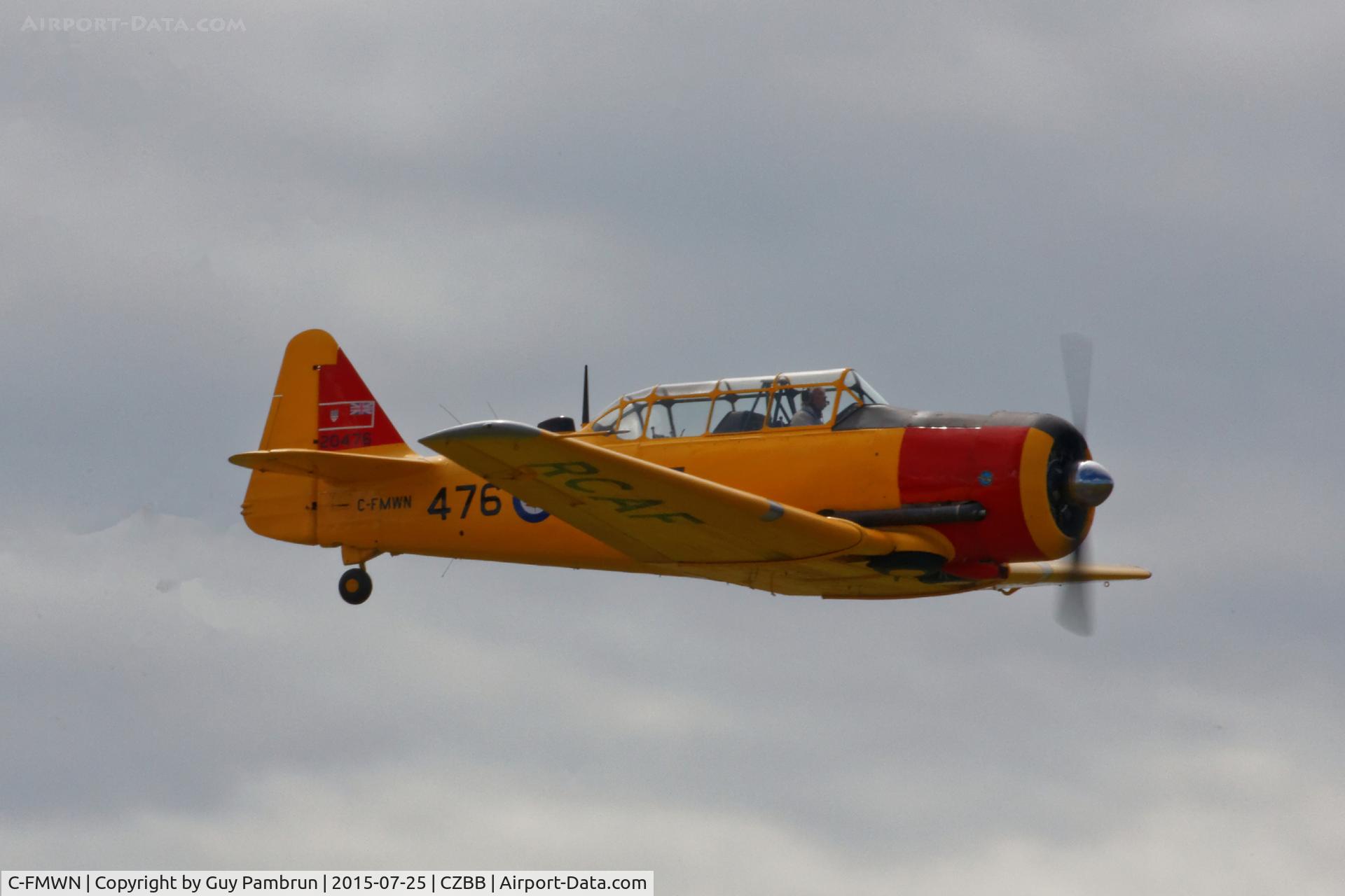 C-FMWN, 1953 Canadian Car & Foundry T-6 Harvard Mk.4 C/N CCF4-267, Fly-by