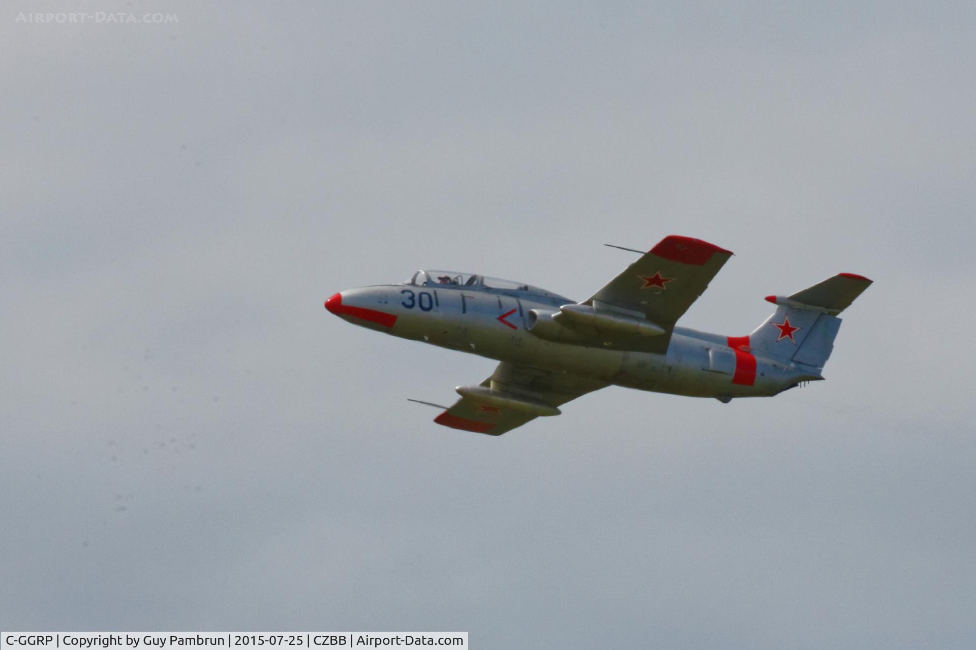 C-GGRP, 1970 Aero L-29 Delfin C/N 093705, Fly-by