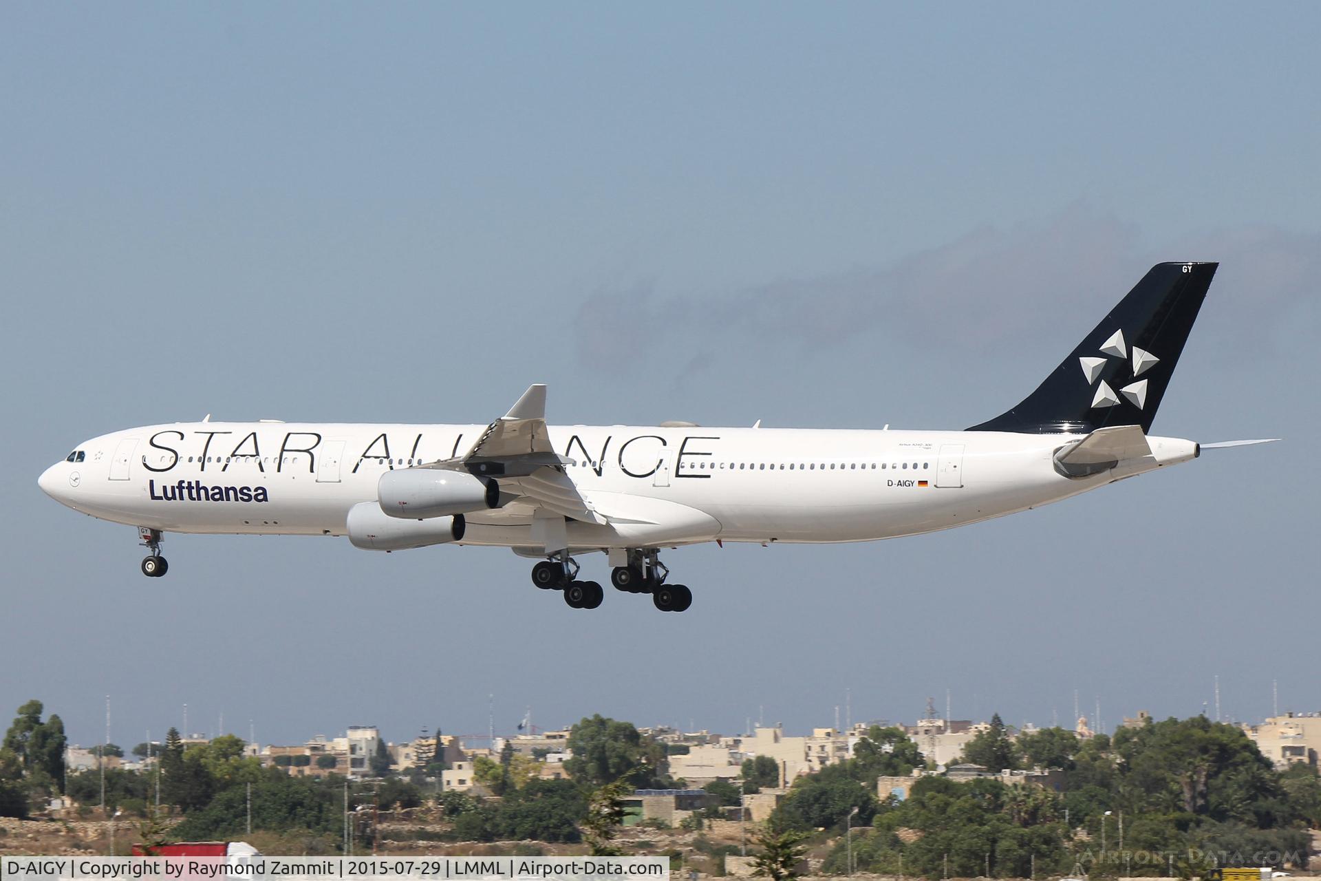 D-AIGY, 2000 Airbus A340-313 C/N 335, A3440 D-AIGY Star Alliance livery