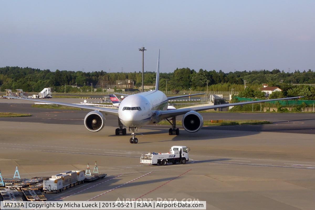 JA733A, 2005 Boeing 777-381/ER C/N 32648, At Narita