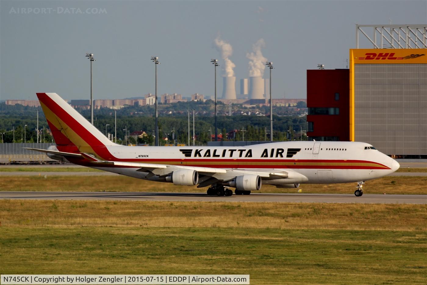 N745CK, 1998 Boeing 747-446BCF C/N 26361, Air truck to CIN...