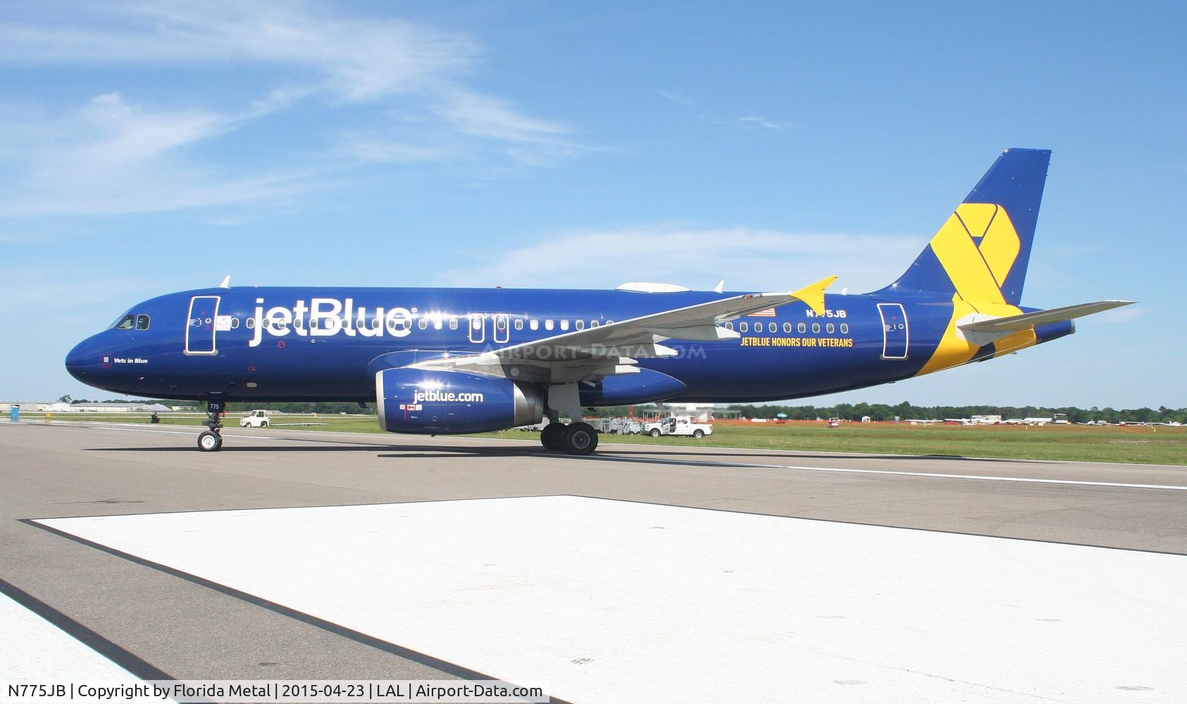 N775JB, 2009 Airbus A320-232 C/N 3800, Jet Blue Vets In Blue