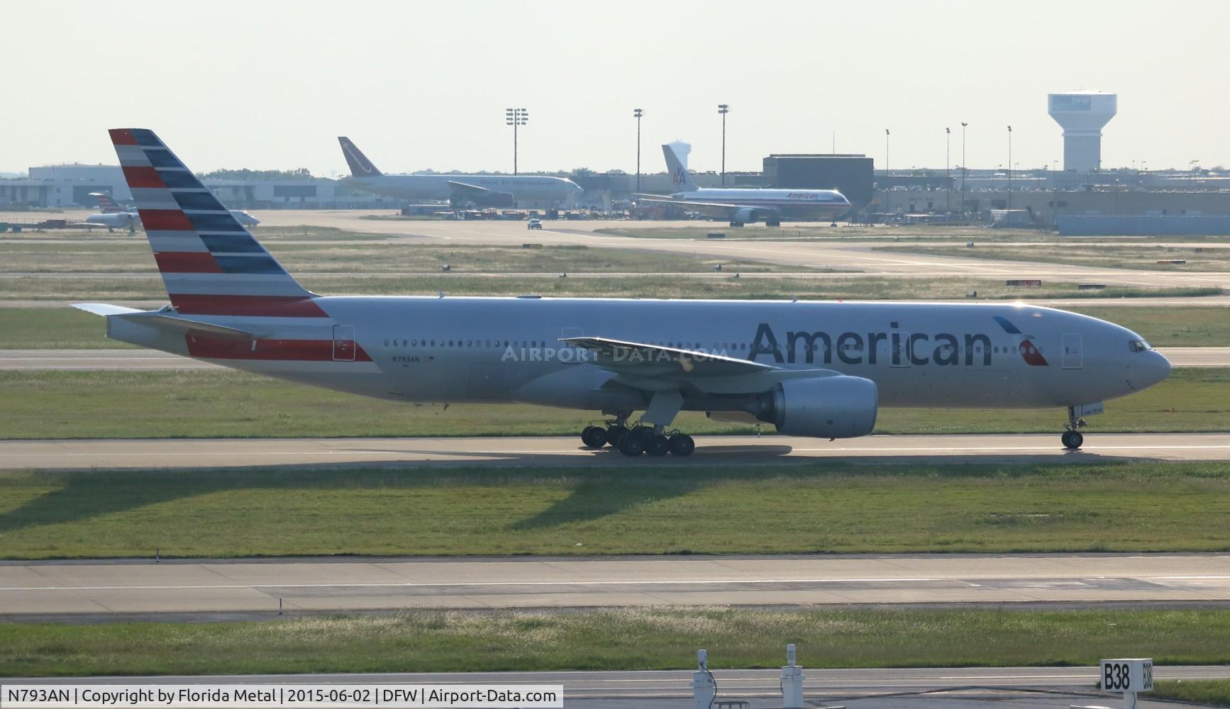 N793AN, 2000 Boeing 777-223 C/N 30255, American
