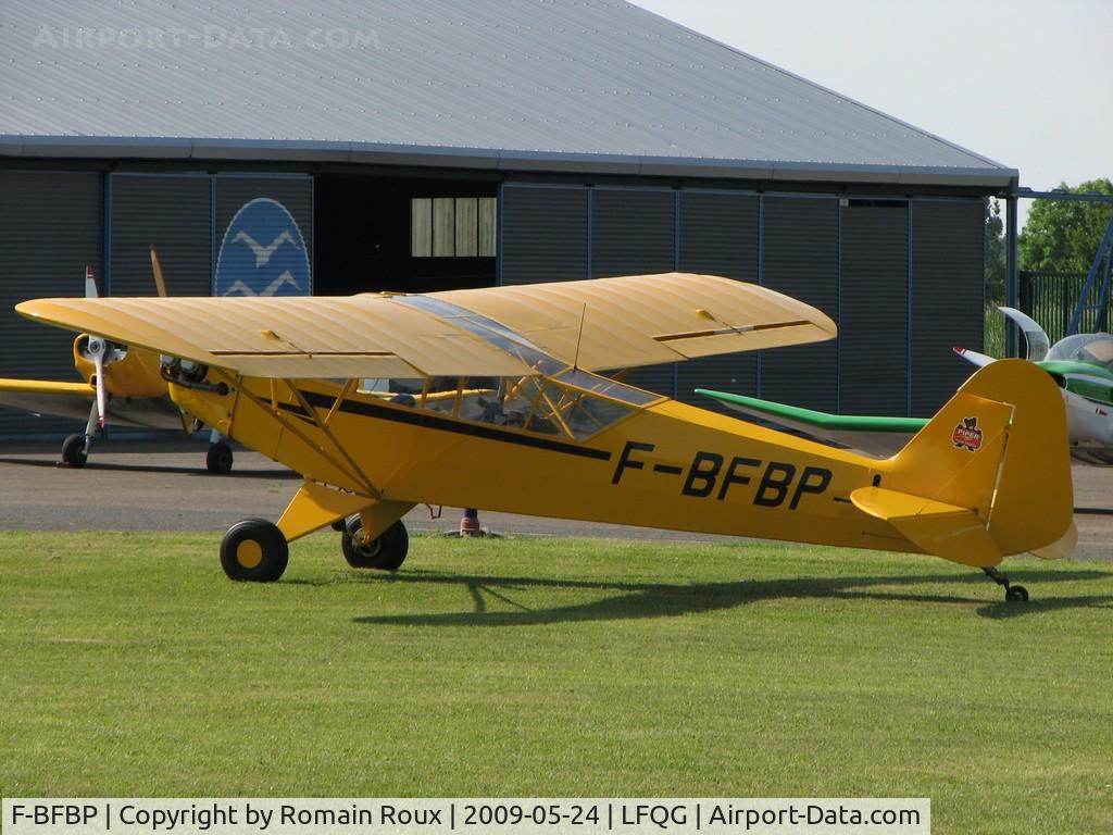 F-BFBP, Piper J3C-65 Cub Cub C/N 13195, Parked