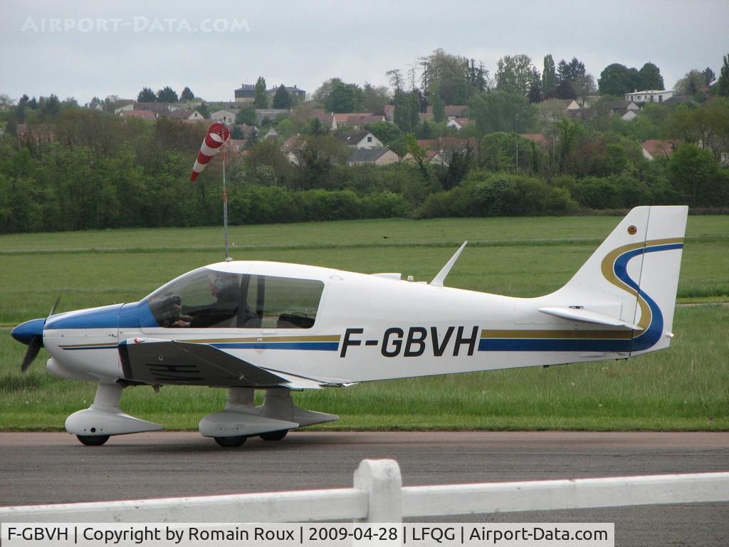 F-GBVH, Robin DR-400-120A Petit Prince C/N 1394, Parked