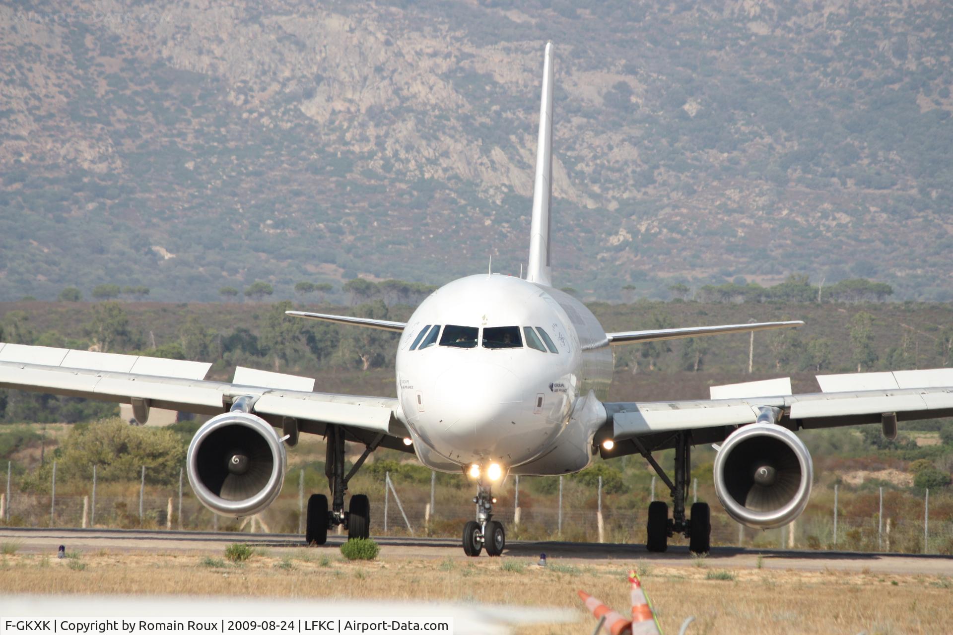 F-GKXK, 2003 Airbus A320-214 C/N 2140, Taxiing