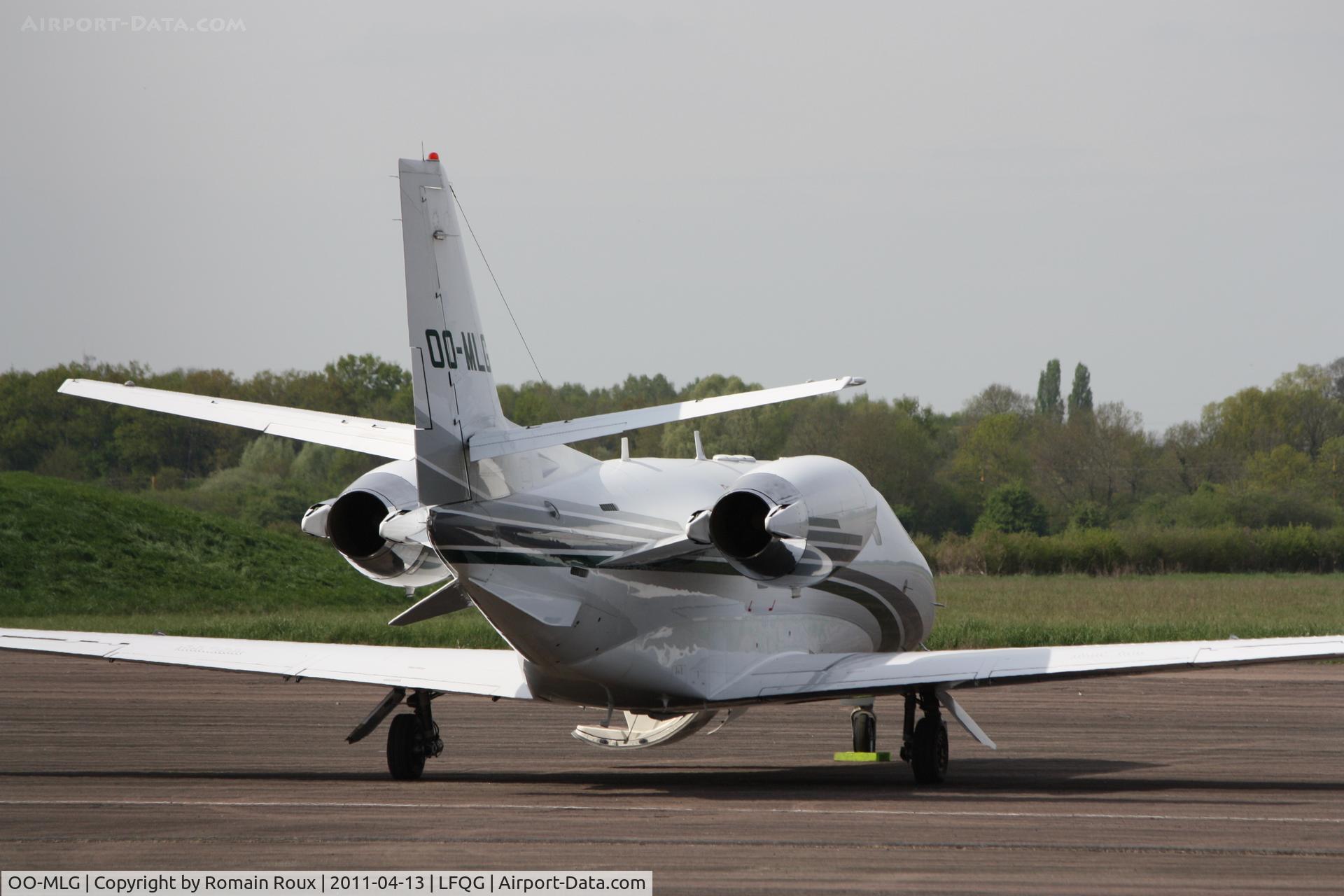 OO-MLG, 1999 Cessna 560 Citation Excel C/N 560-5028, Parked