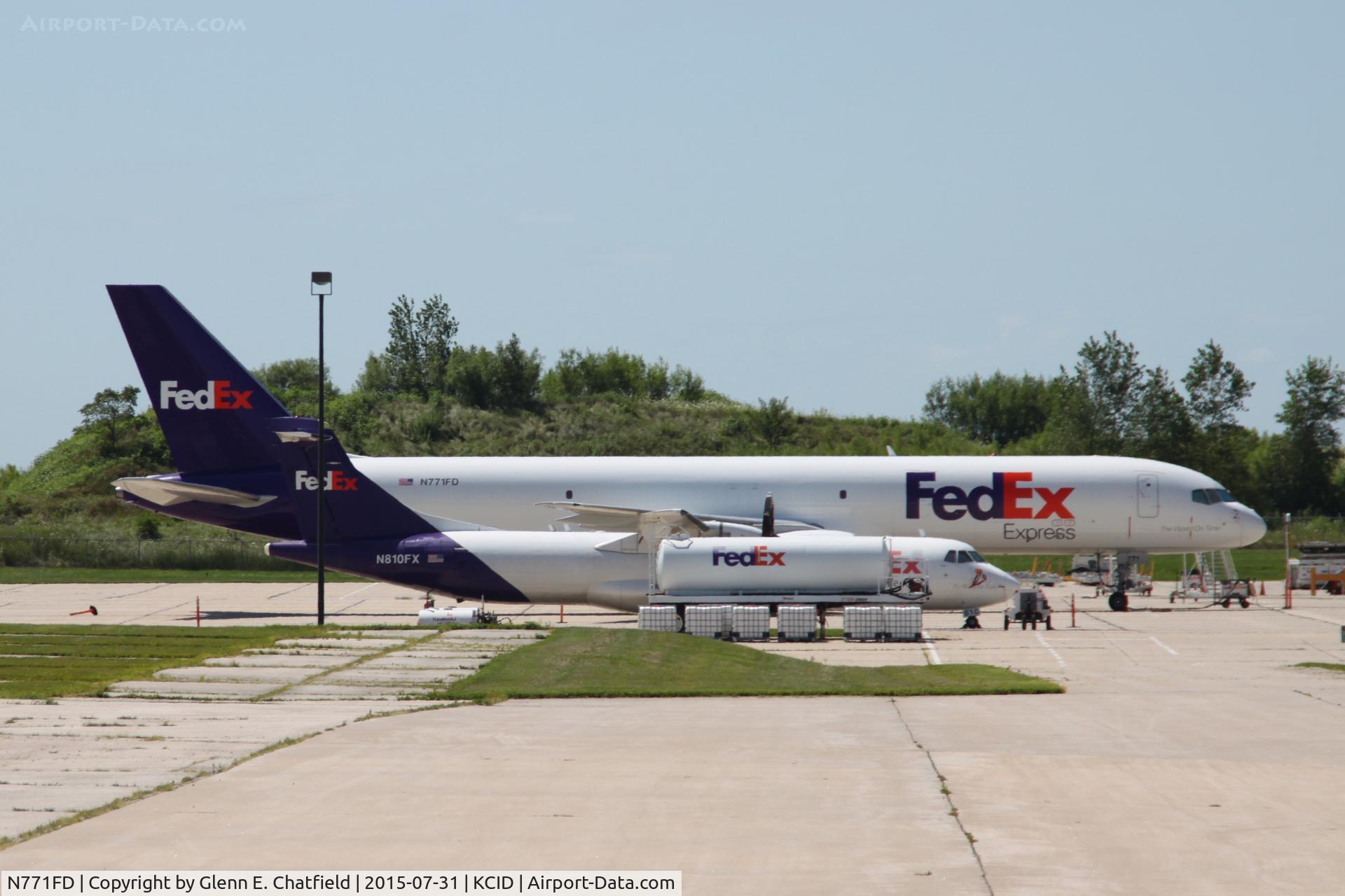 N771FD, 1990 Boeing 757-222 C/N 24799, Parked at the FedEx ramp