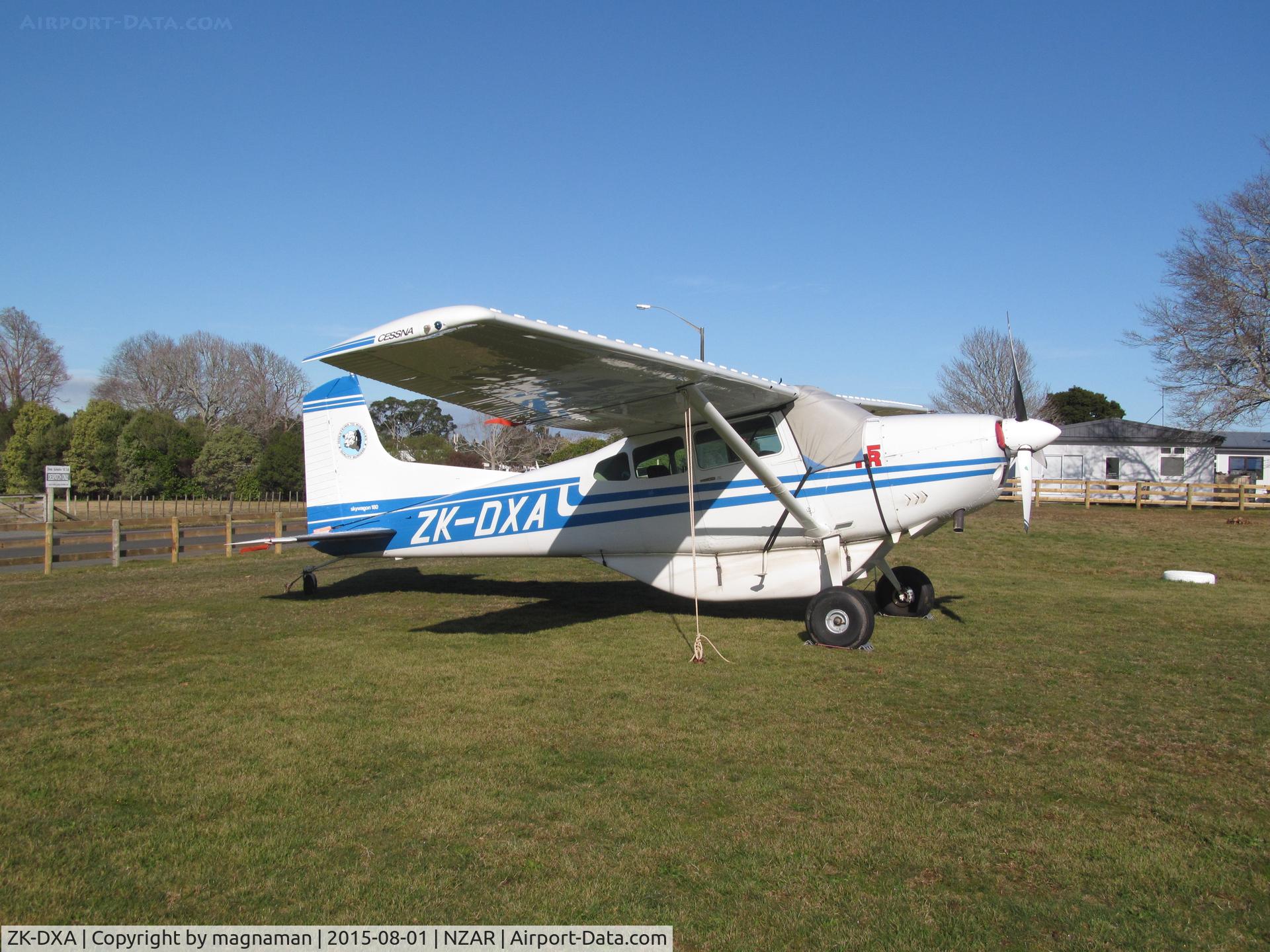 ZK-DXA, Cessna 180J C/N 18052516, At ardmore