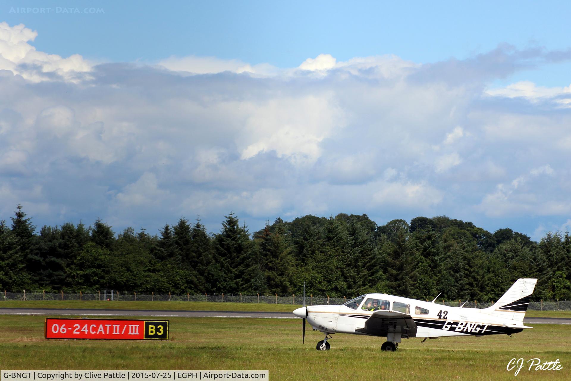 G-BNGT, 1985 Piper PA-28-181 Cherokee Archer II C/N 28-8590036, In action at Edinburgh EGPH