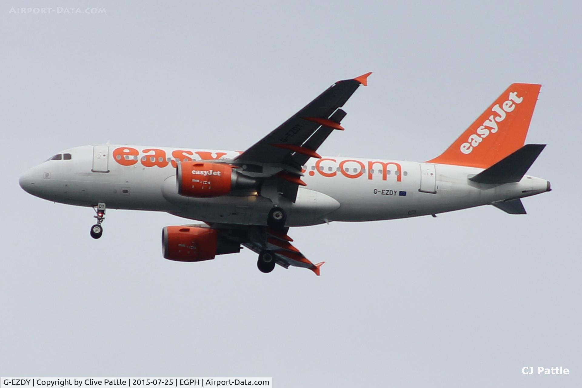 G-EZDY, 2008 Airbus A319-111 C/N 3763, Easy Edinburgh Action EGPH