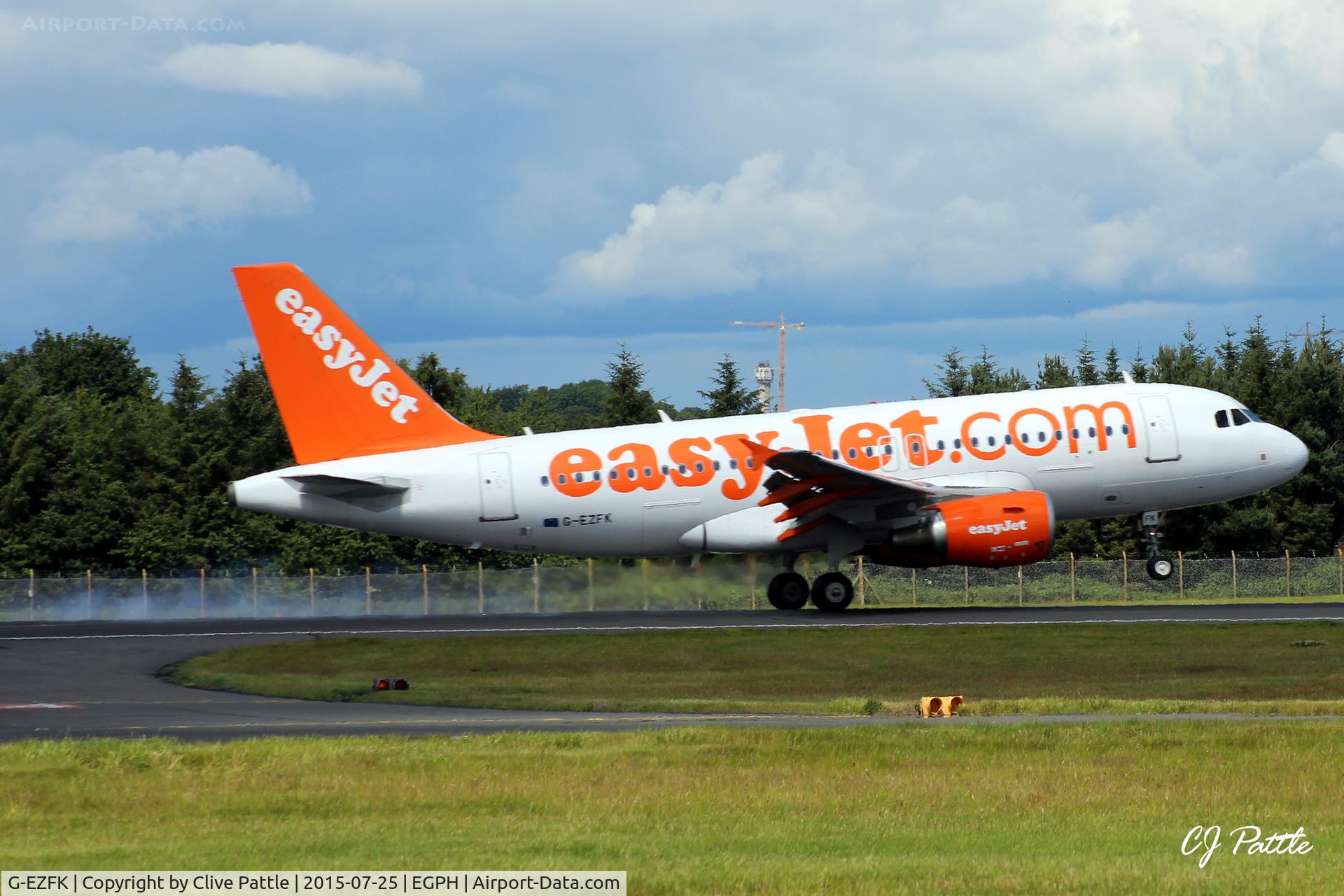 G-EZFK, 2009 Airbus A319-111 C/N 4048, Easy Edinburgh Action EGPH