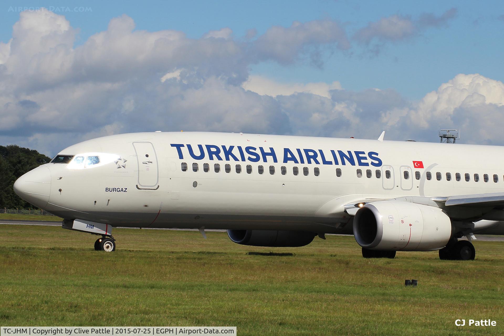 TC-JHM, 2012 Boeing 737-8F2 C/N 40980, Close up at Edinburgh EGPH
