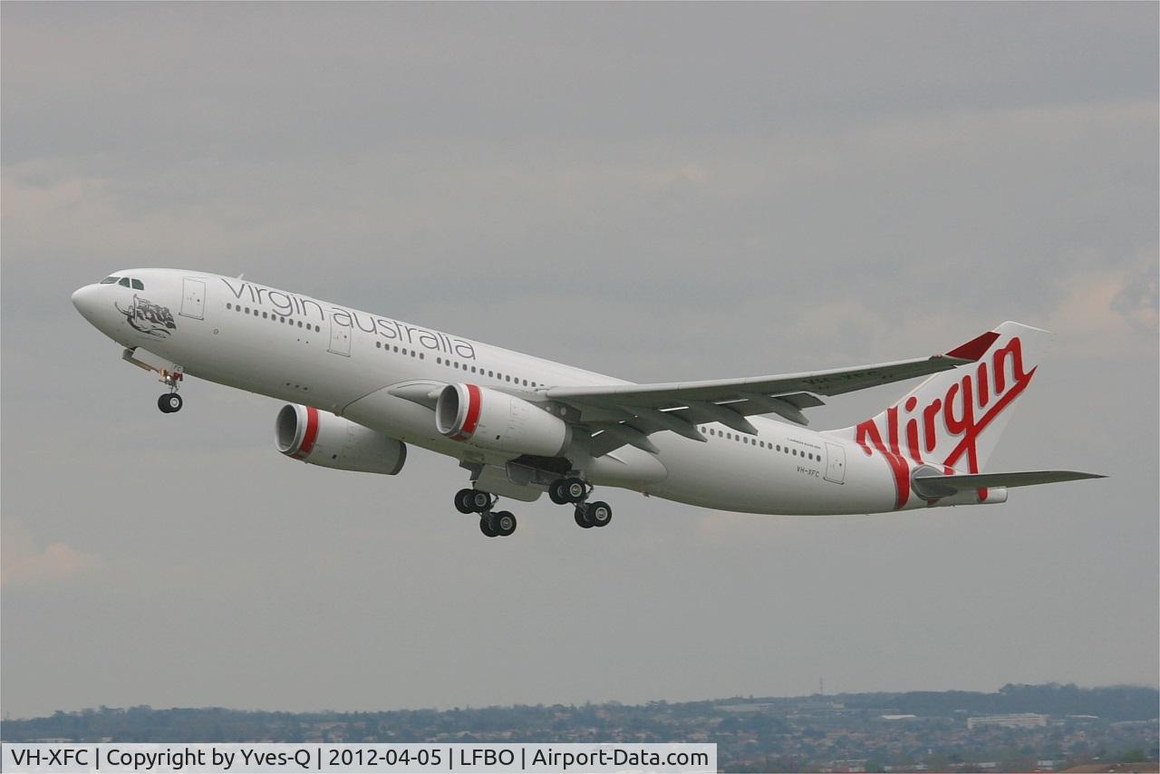 VH-XFC, 2012 Airbus A330-243 C/N 1293, Airbus A330, Take off rwy 32L, Toulouse Blagnac Airport (LFBO-TLS)