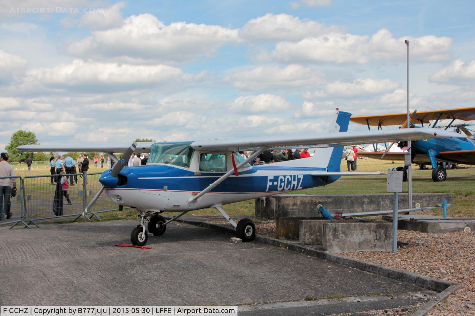 F-GCHZ, Reims F152 C/N 1730, at LFFE