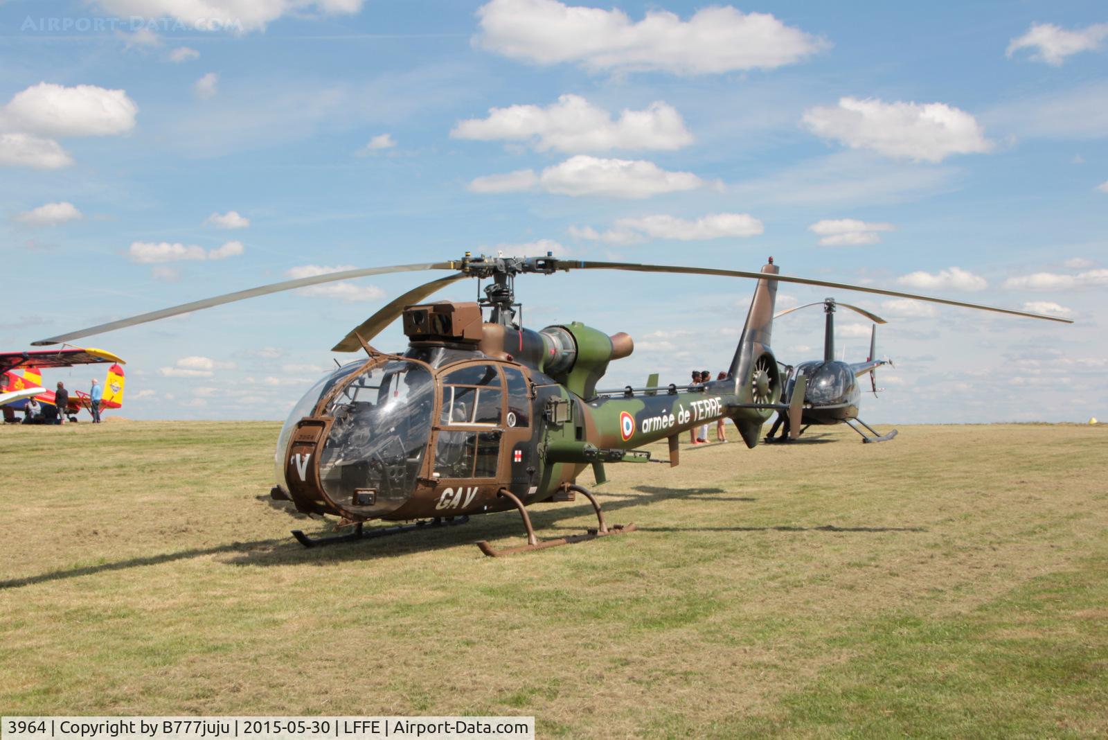 3964, Aérospatiale SA-342M Gazelle C/N 1964, at LFFE