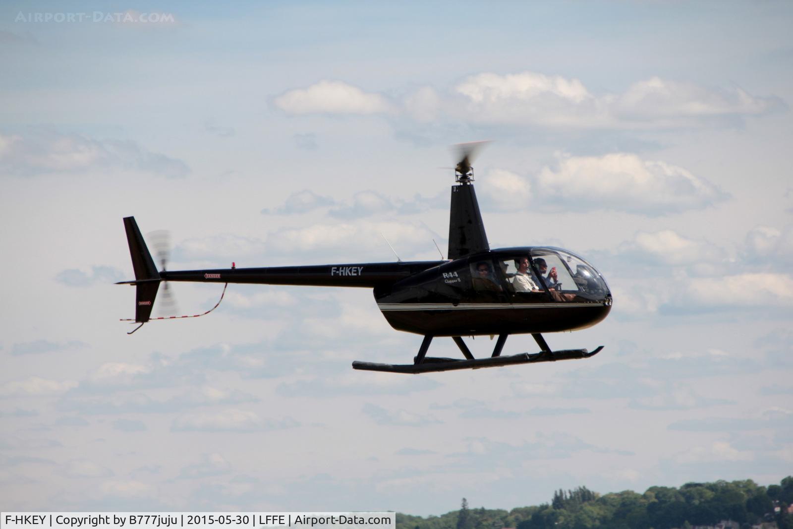 F-HKEY, 2007 Robinson R44 Clipper II C/N 11893, at LFFE