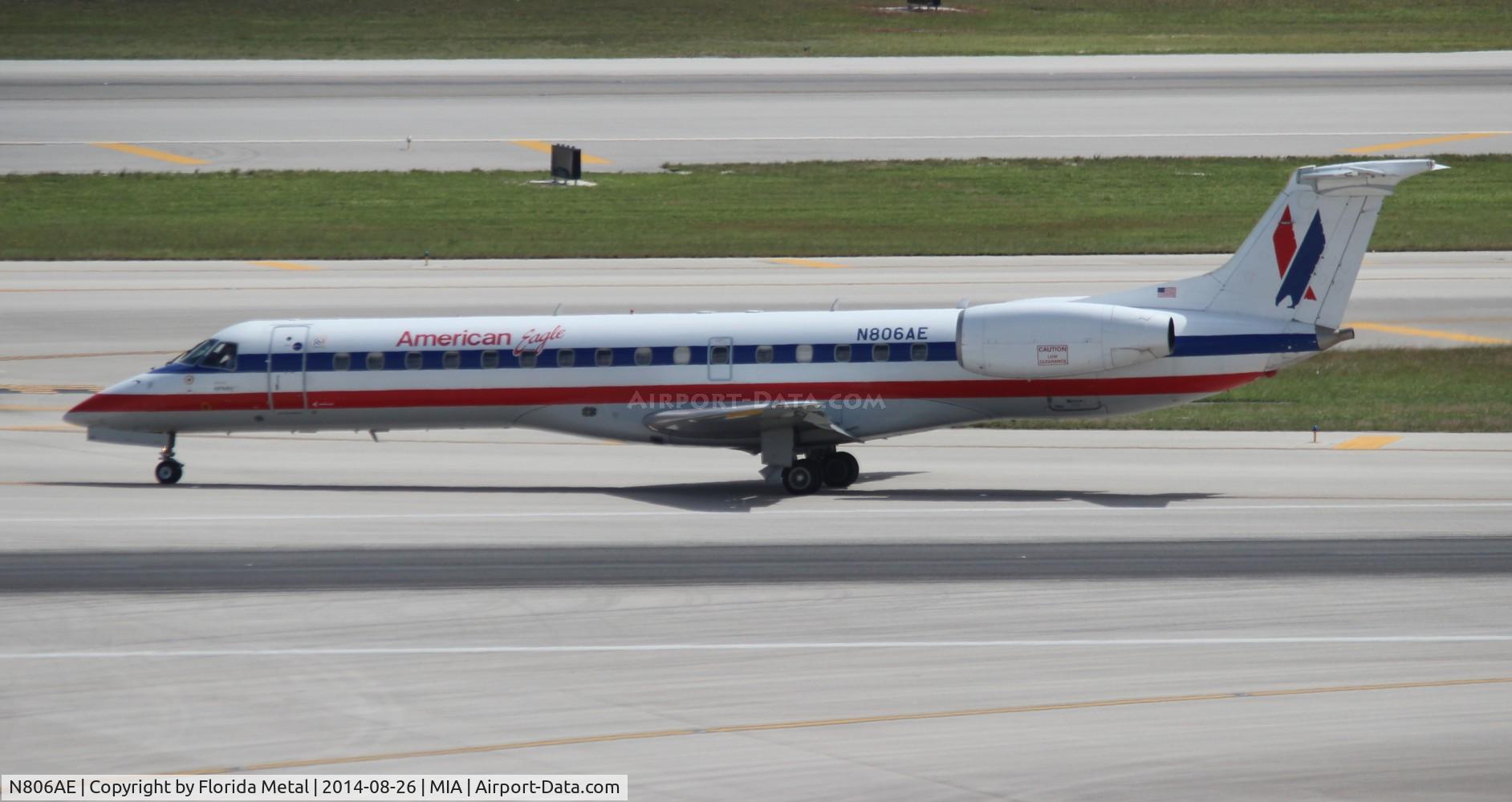 N806AE, 2001 Embraer ERJ-140LR (EMB-135KL) C/N 145503, Eagle