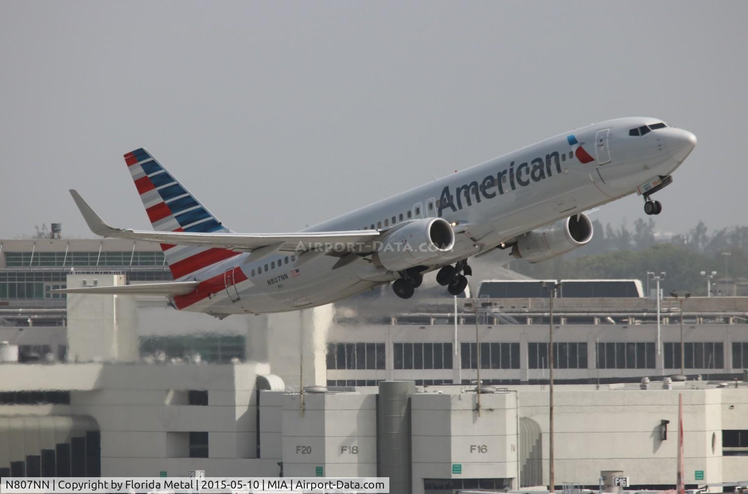 N807NN, 2009 Boeing 737-823 C/N 31077, American