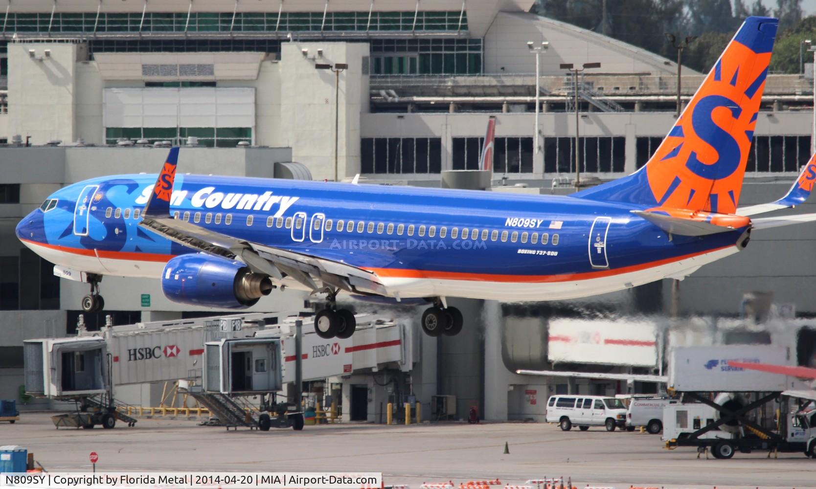 N809SY, 2005 Boeing 737-8Q8 C/N 30683, Sun Country