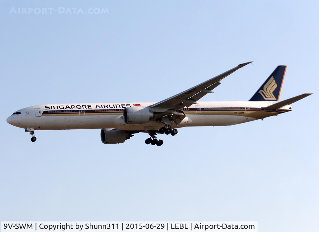 9V-SWM, 2008 Boeing 777-312/ER C/N 34578, Landing rwy 25R