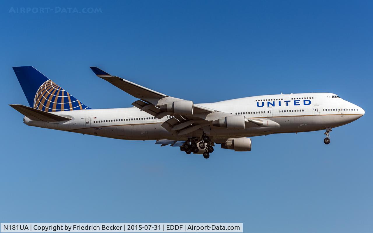 N181UA, 1991 Boeing 747-422 C/N 25278, on final RW07R