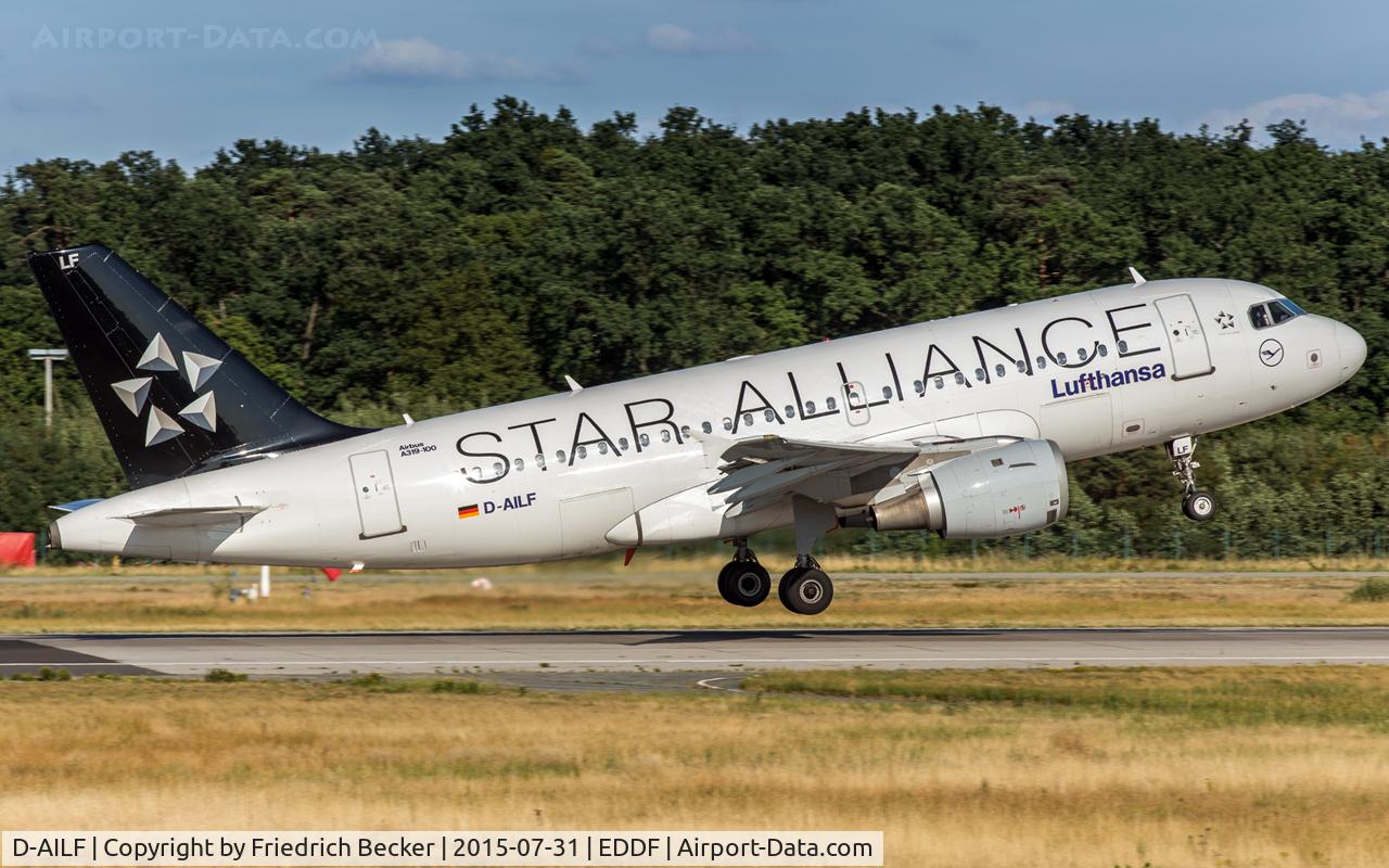 D-AILF, 1996 Airbus A319-114 C/N 636, departure via RW18W