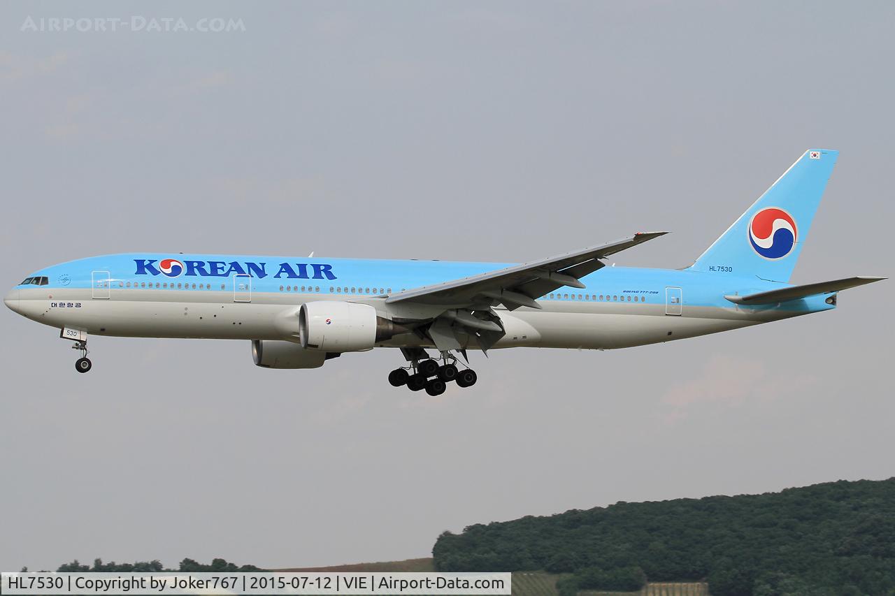 HL7530, 1997 Boeing 777-2B5/ER C/N 27945, Korean Air