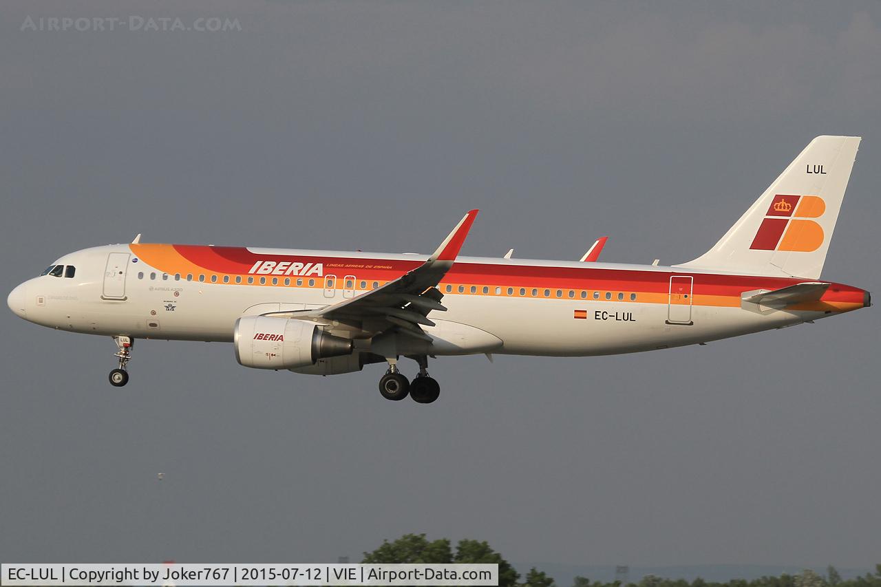 EC-LUL, 2013 Airbus A320-216 C/N 5486, Iberia
