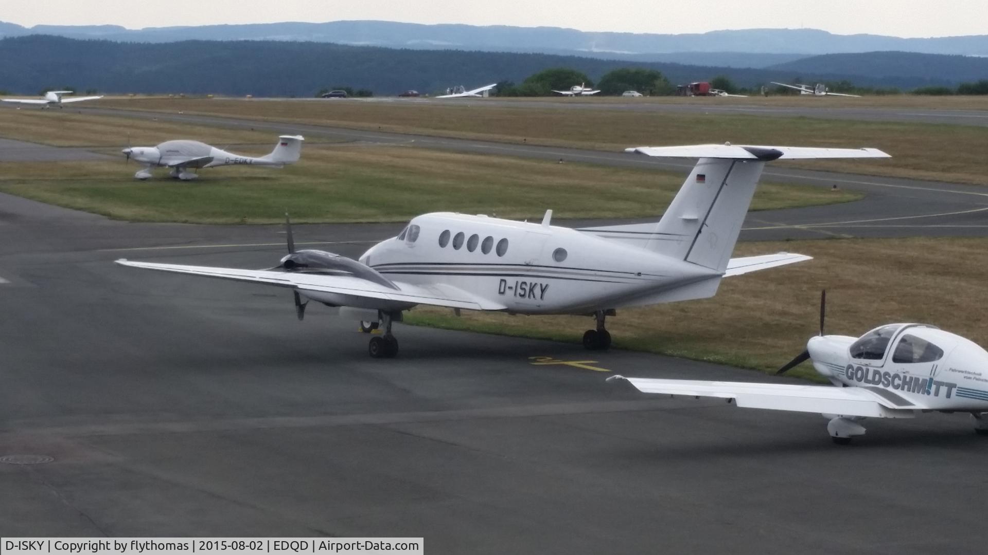 D-ISKY, 2009 Hawker Beechcraft B200 King Air C/N BB-2014, D-ISKY Bayreuth airport