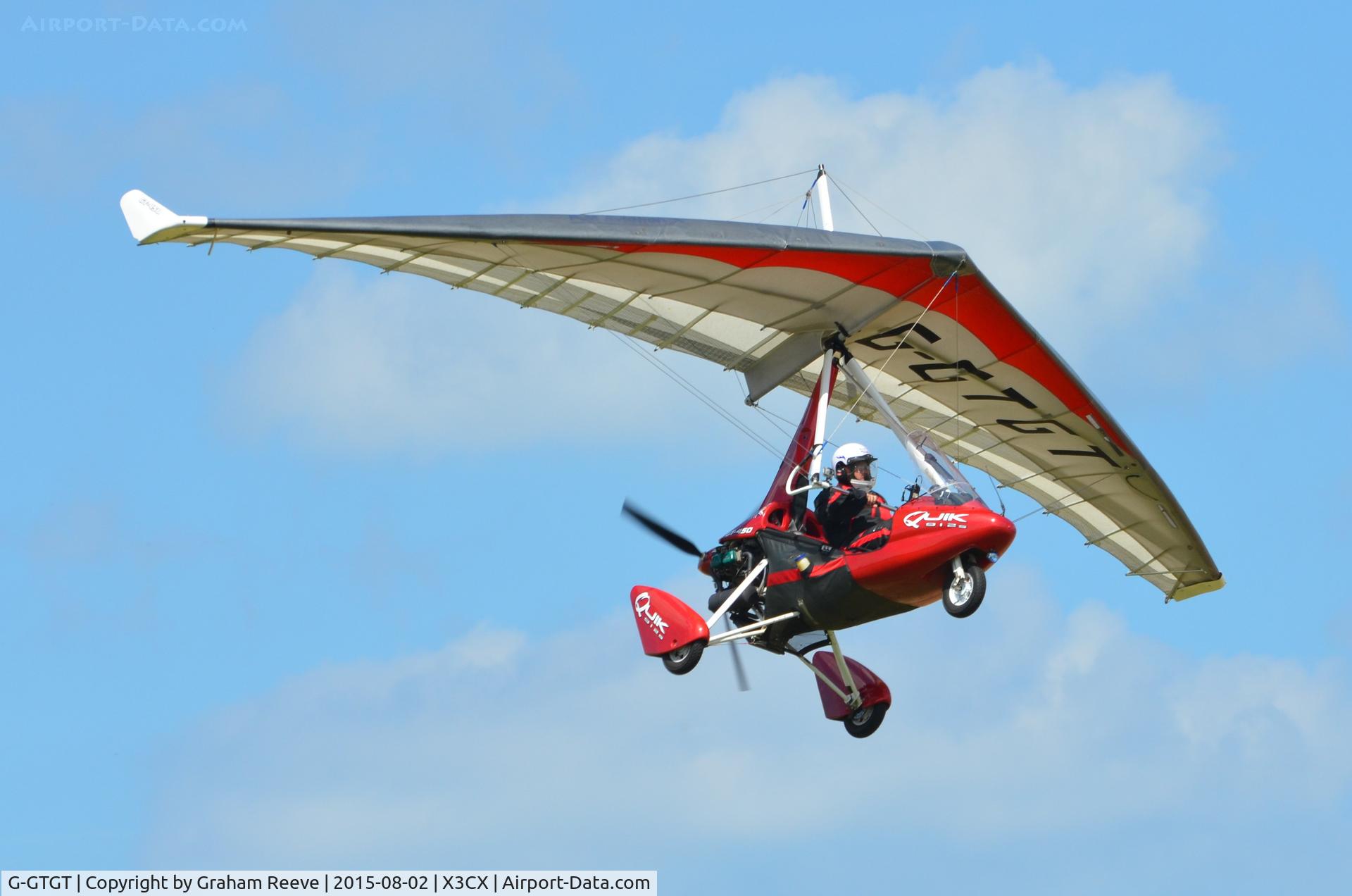 G-GTGT, 2005 P&M Aviation Quik GT450 C/N 8145, Departing from Northrepps.