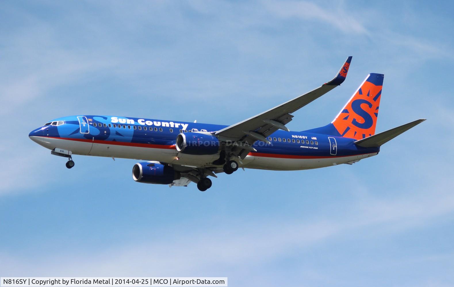 N816SY, 2001 Boeing 737-8Q8 C/N 30637, Sun Country